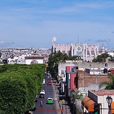 De makelaar zet er vaart achter